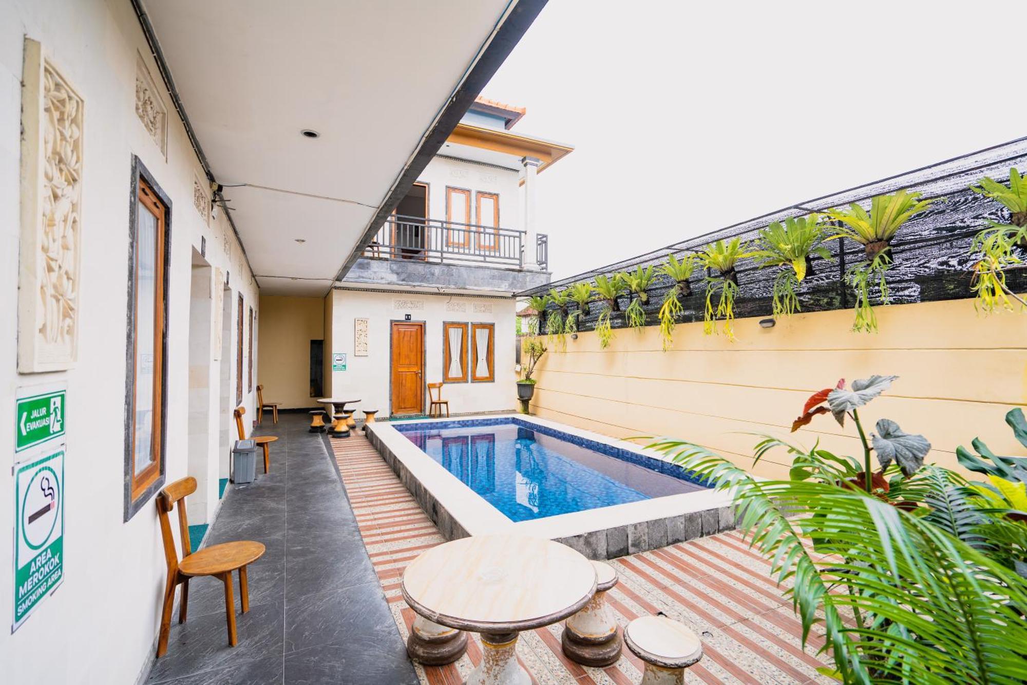 Guesthouse Cempaka Putih Семиняк Екстериор снимка
